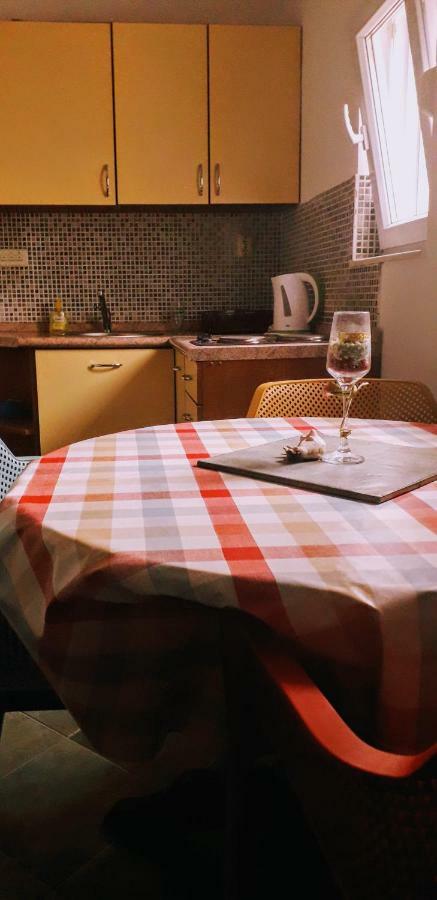 Apartments Aleksandra 라브 외부 사진